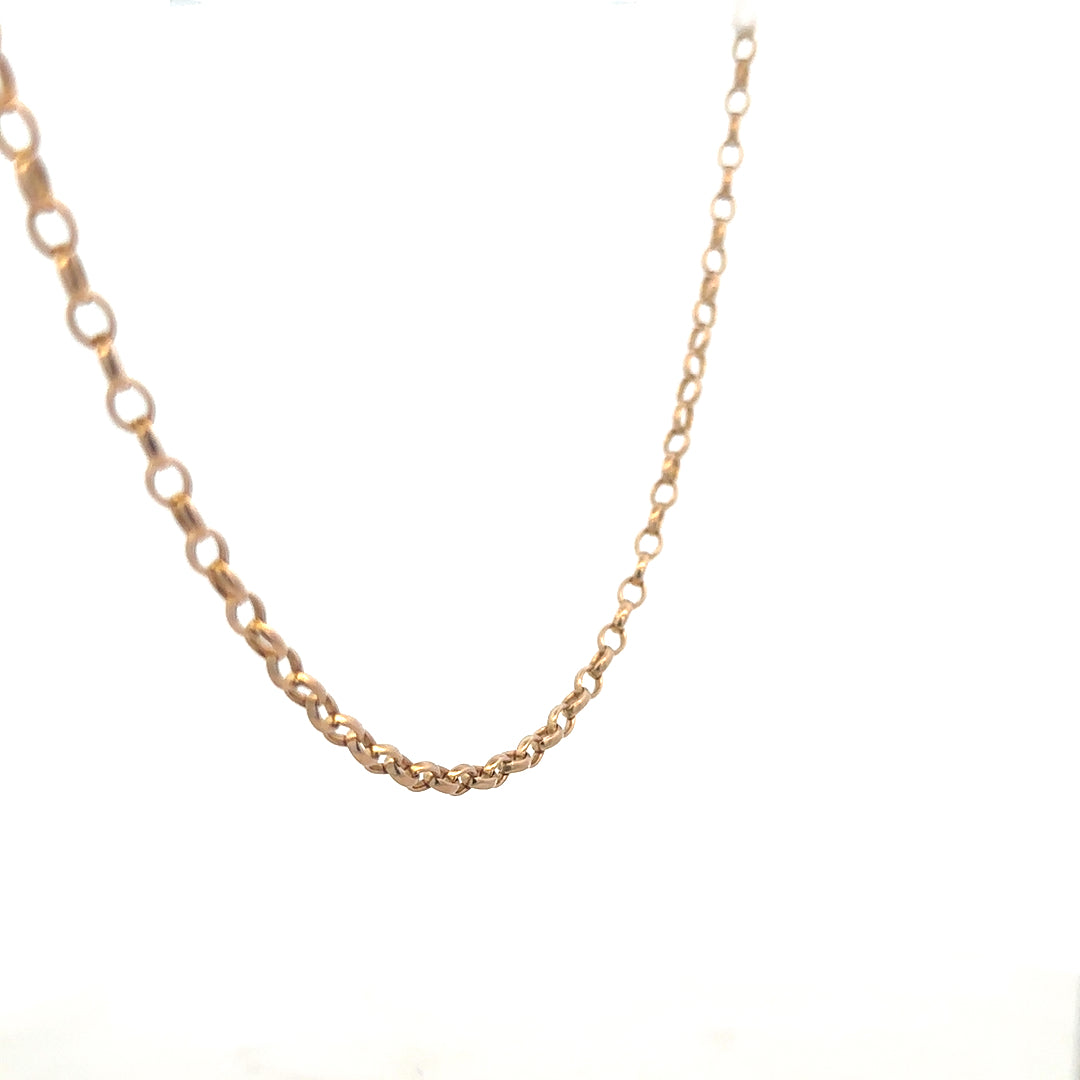9ct yellow gold belcher chain weighing 11.1g with Reeves and Sons branding, featuring a close-up of the chain's links.