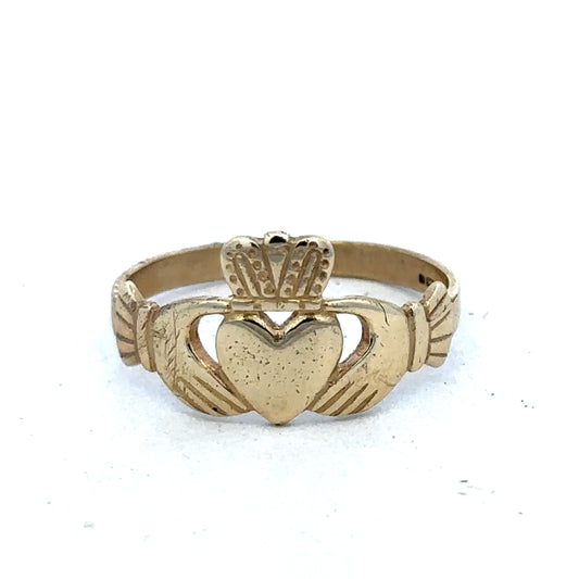 9ct yellow gold claddaugh ring sh25473l