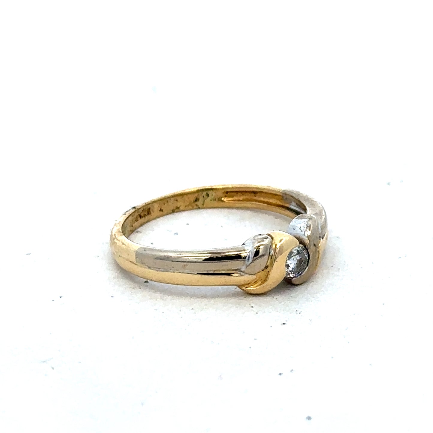 18ct yellow gold diamond ring size N1/2 (sh27472b)