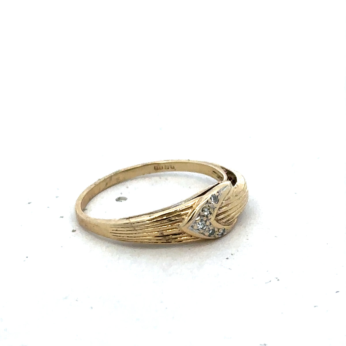 9ct yellow gold ring size P1/2 (sh27326b)