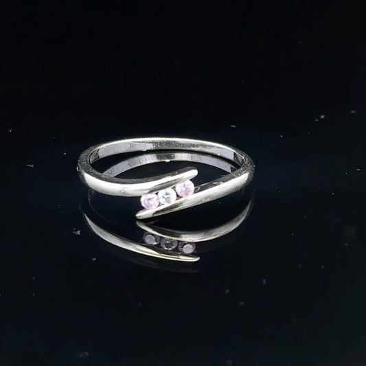 9ct white gold ring size P1/2 (sh27963b)