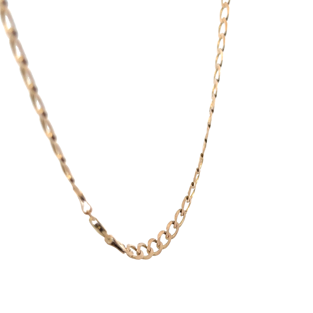 Reeves and Sons 9ct yellow gold curb chain with a sturdy link design, weighing 15.9 grams.