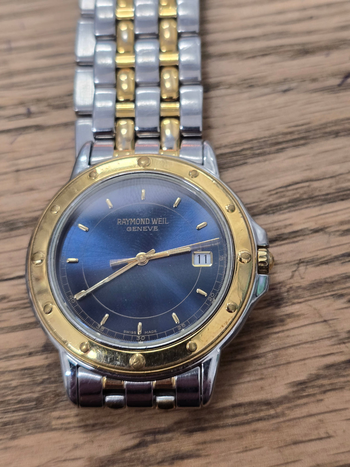 Raymond Weil Genève Two-Tone Blue Dial Date Quartz Watch - Steel & Gold