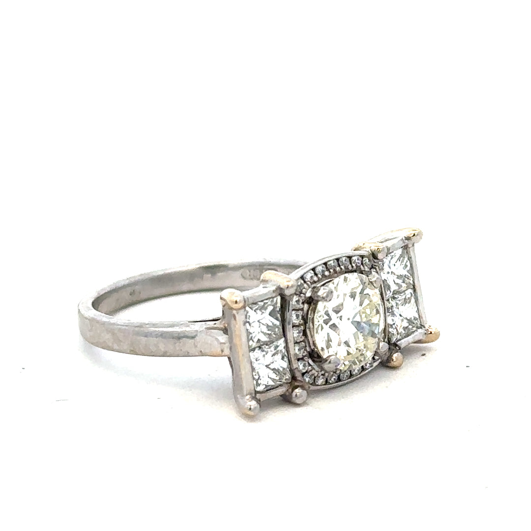 18ct white gold diamond ring with 1.35 carat sparkling diamond, featuring a classic and elegant design.