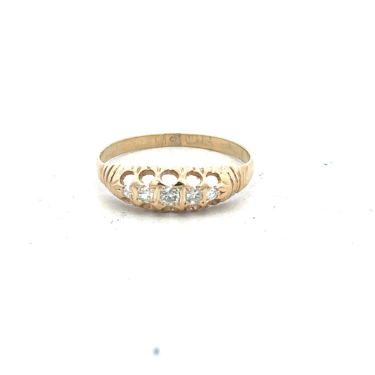 18ct yellow gold diamond ring in size S with sparkling diamonds, showcasing elegant jewelry craftsmanship.