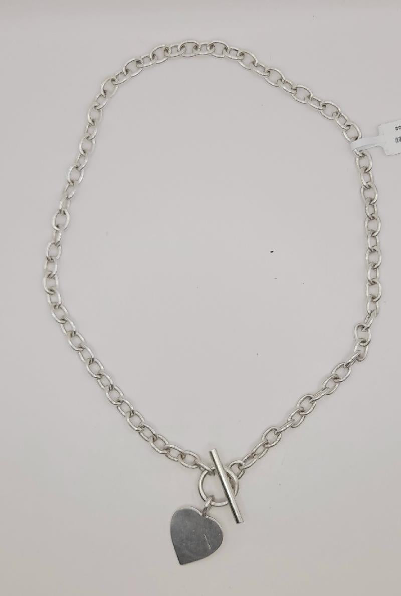 925 silver heart chain weighing 29.7g, featuring a delicate design with heart-shaped links, unbranded jewelry accessory.