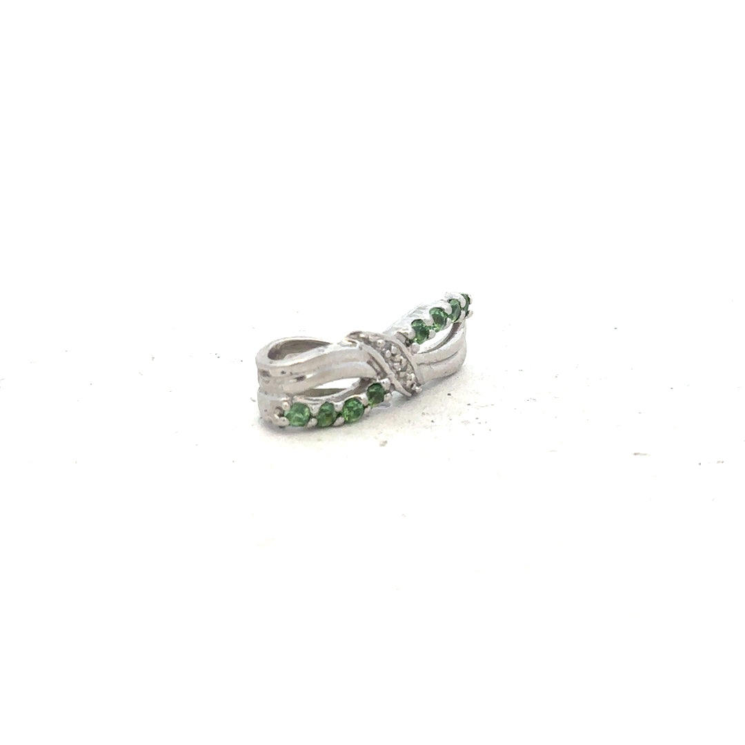 9ct white gold diamond pendant weighing 2.2g, featuring sparkling diamonds on a delicate chain.