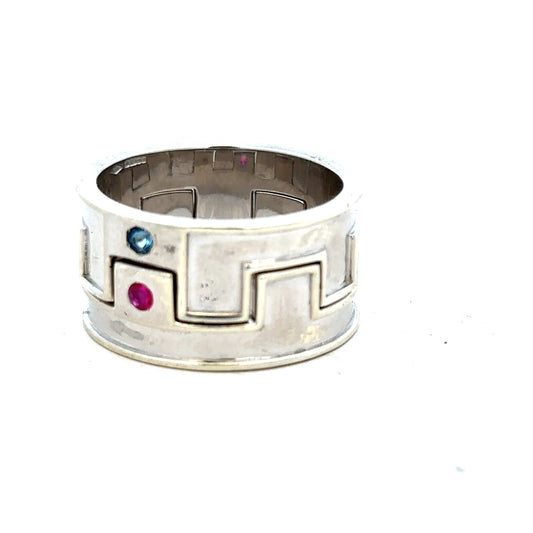 9ct white gold ring in size Z4, featuring a smooth band and polished finish, unbranded jewelry designed for elegant style.