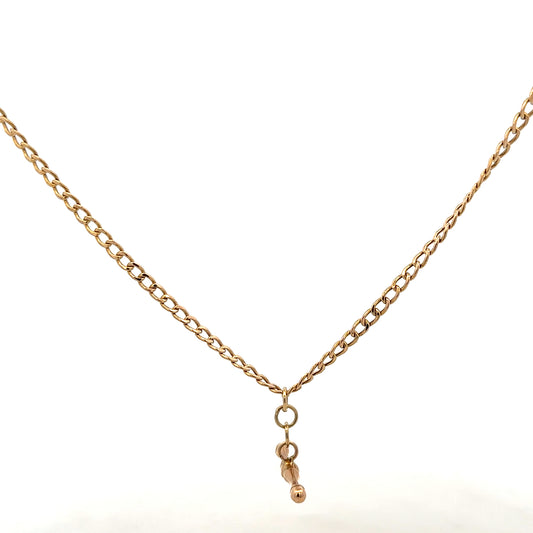 9ct yellow gold chain weighing 3.7g, displayed with detailed links, showcasing a classic jewelry design.