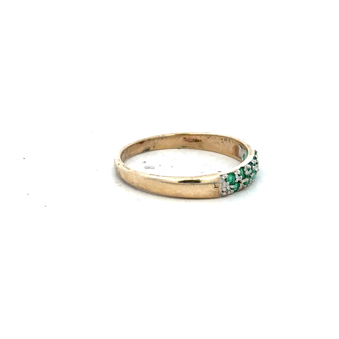 9ct yellow gold diamond and emerald ring in size P, featuring a detailed design with sparkling gemstones.