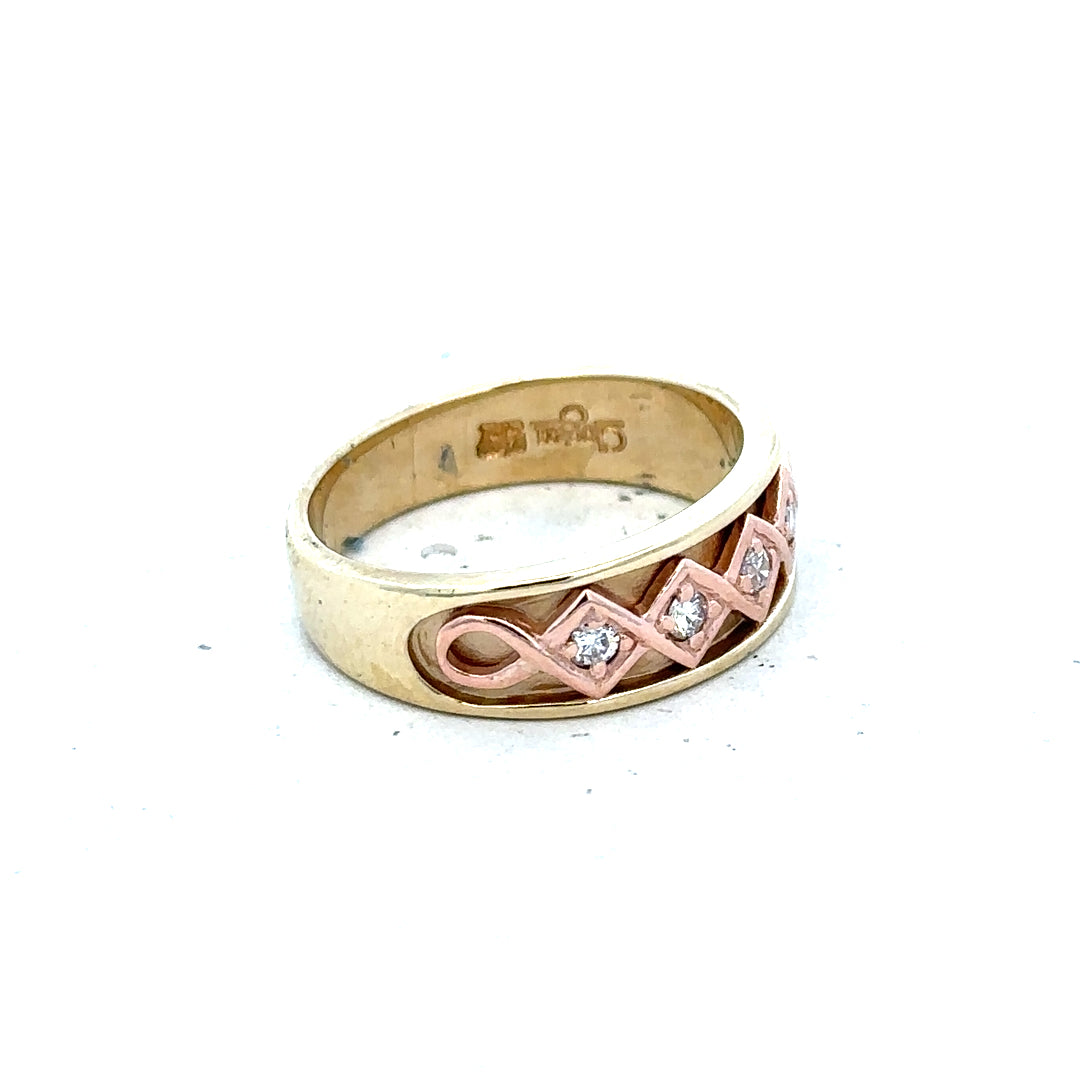 9ct yellow gold diamond ring in size O with sparkling diamonds, unbranded jewelry showcasing elegant craftsmanship.