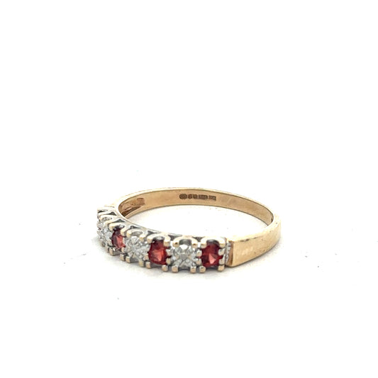 9ct yellow gold diamond ring in size O1/2 with sparkling diamonds, showcasing elegant craftsmanship and fine jewelry details.