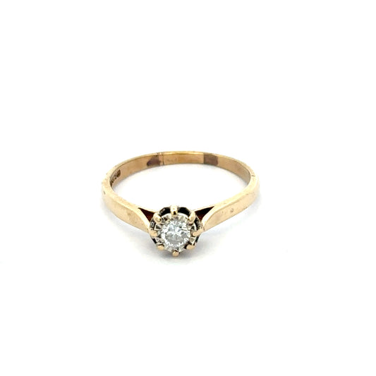 9ct yellow gold diamond ring in size R with sparkling diamonds, showcasing elegant jewelry design.