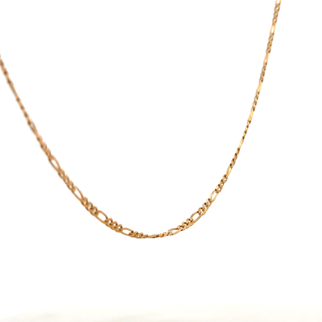 9ct yellow gold figaro chain weighing 3.7g, featuring interlinked flat links, unbranded jewelry accessory.