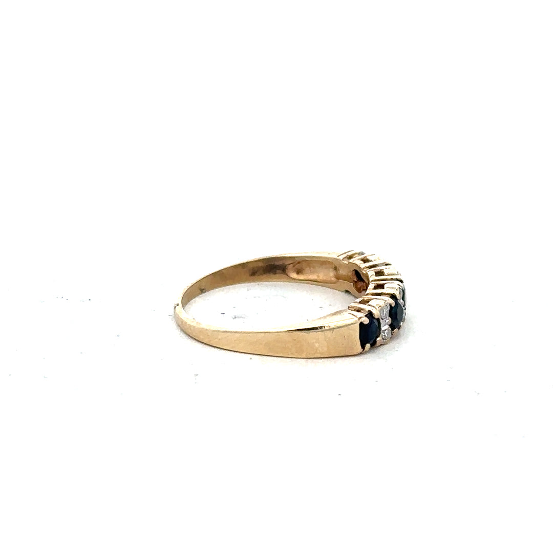 9ct yellow gold ring in size N, featuring a smooth polished band, unbranded jewelry for everyday wear.