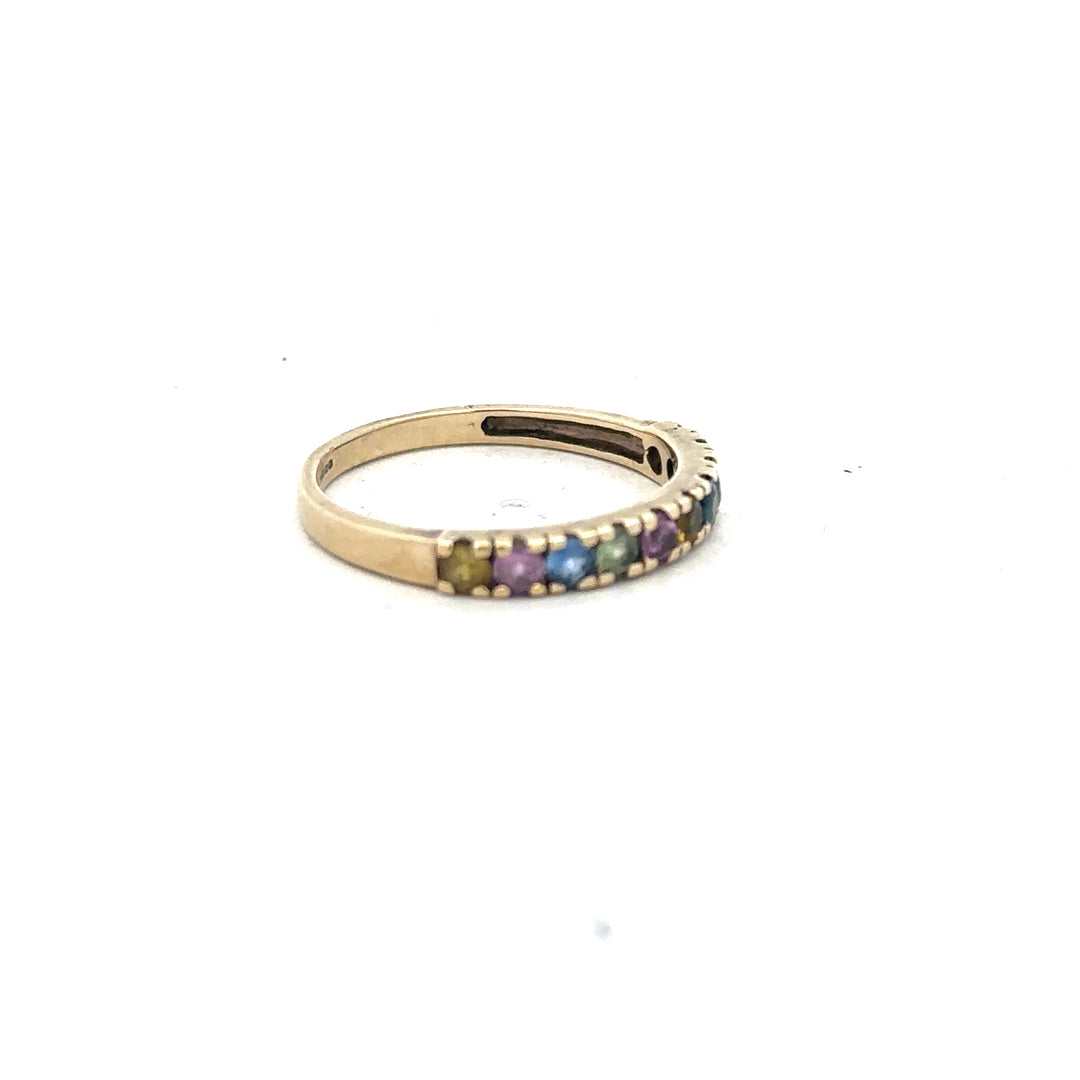 9ct yellow gold ring in size O, featuring a simple, elegant band design. Unbranded jewelry image.