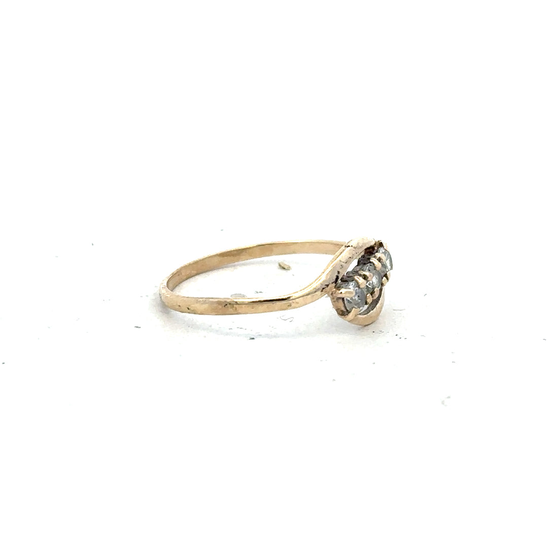 9ct yellow gold ring in size Q with a smooth polished band, unbranded jewelry, close-up view of the ring.