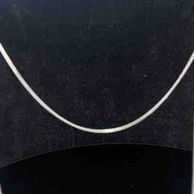 9ct white gold chain 3.2g (sh26745b)