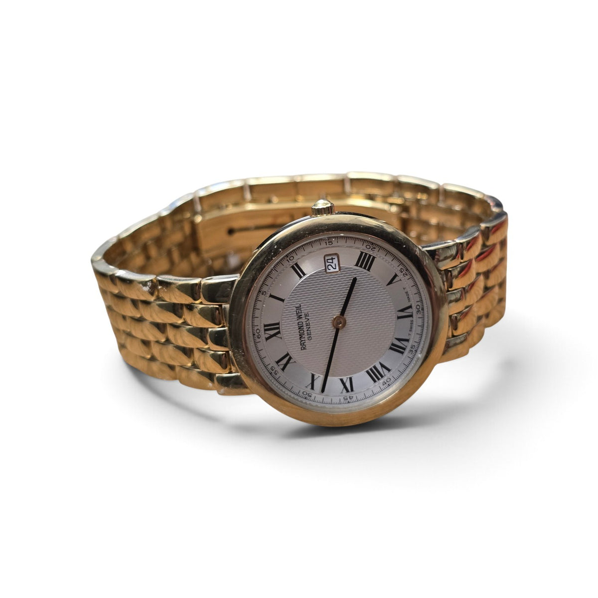 Raymond Weil Geneve gold-plated quartz watch with white Roman numeral dial and date display by Reeves and Sons
