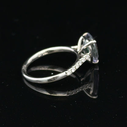 18ct white gold diamond ring size L1/2, unbranded, showcasing a sparkling diamond set in a sleek band.