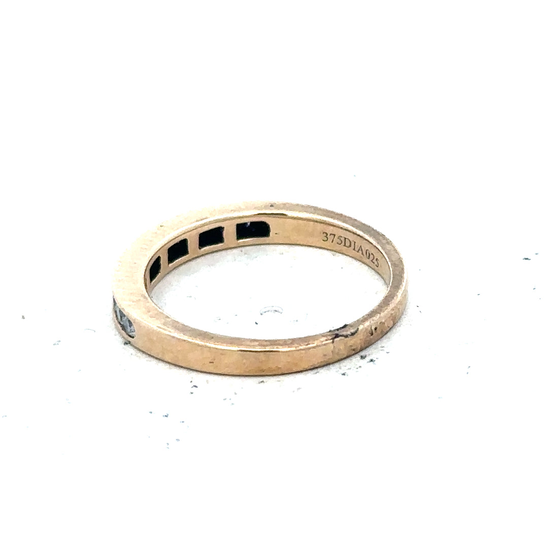 9ct yellow gold diamond ring with 1/4 carat total weight, size J1/2, featuring a sparkling diamond setting.
