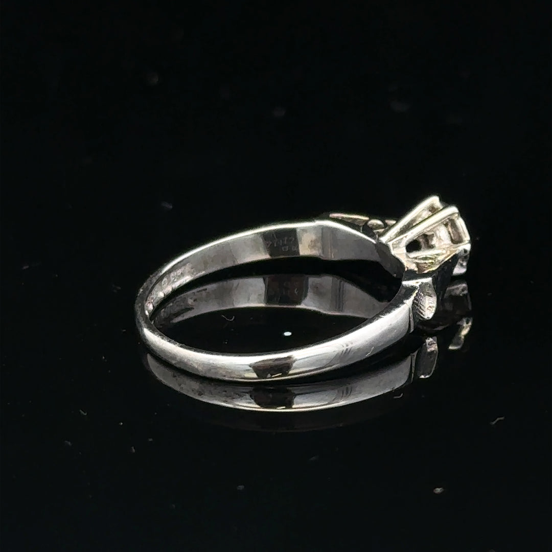 9ct white gold diamond ring with sparkling diamonds, showcasing elegant jewelry design and fine craftsmanship.