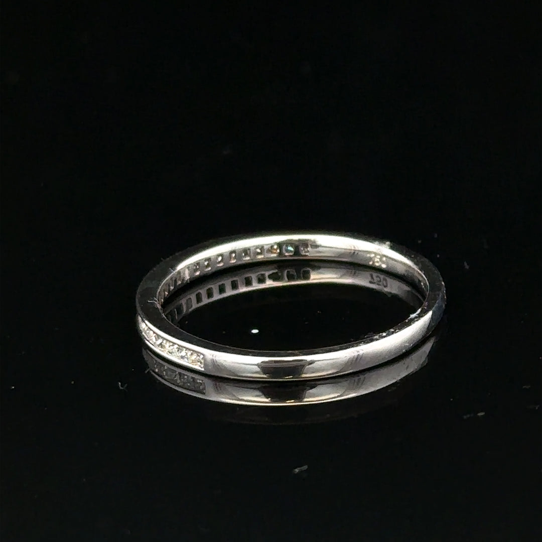 18ct white gold diamond ring size Q1/2 with sparkling diamonds, elegant jewelry piece featuring a polished band and intricate design.