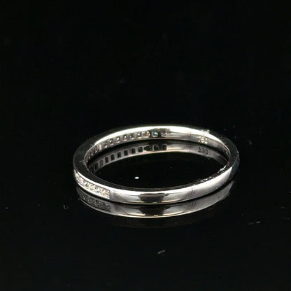 18ct white gold diamond ring size Q1/2 with sparkling diamonds, elegant jewelry piece featuring a polished band and intricate design.