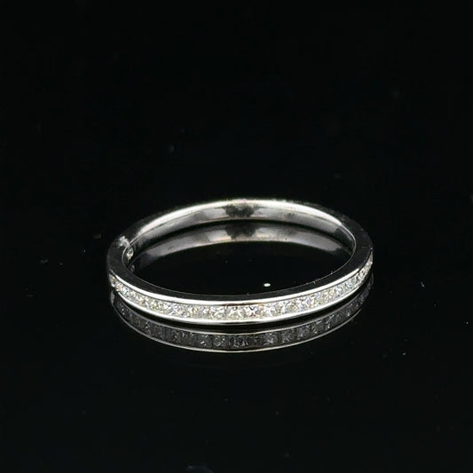 18ct white gold diamond ring size Q1/2 with sparkling diamonds, elegant jewelry piece with a polished band and intricate design.