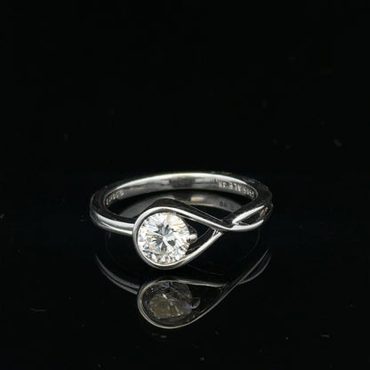 14ct white gold lab-grown diamond ring in size I, featuring a sparkling central diamond and elegant band design.