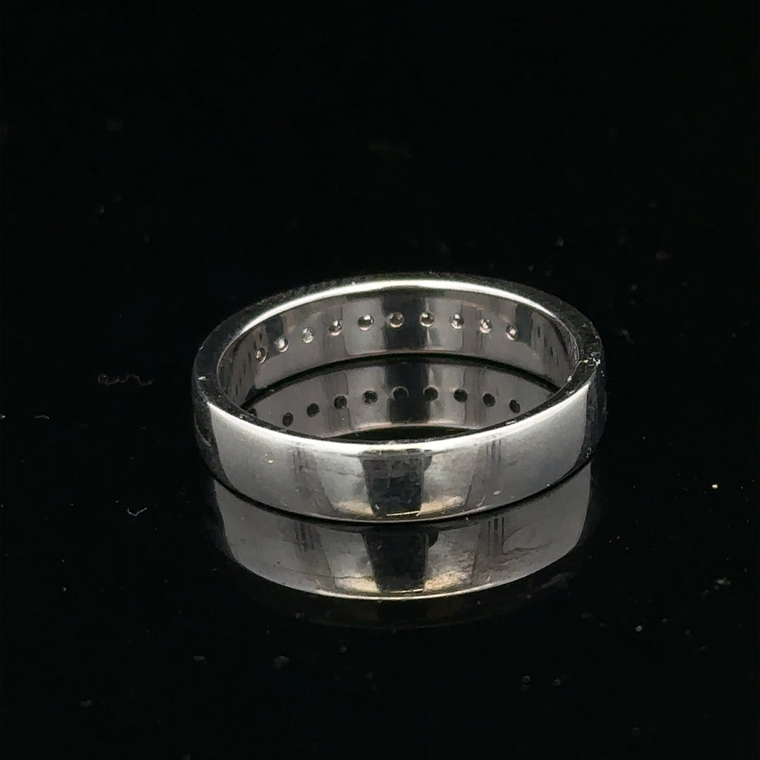 9ct white gold diamond ring with 0.20 carats, size M, featuring a sparkling solitaire diamond.