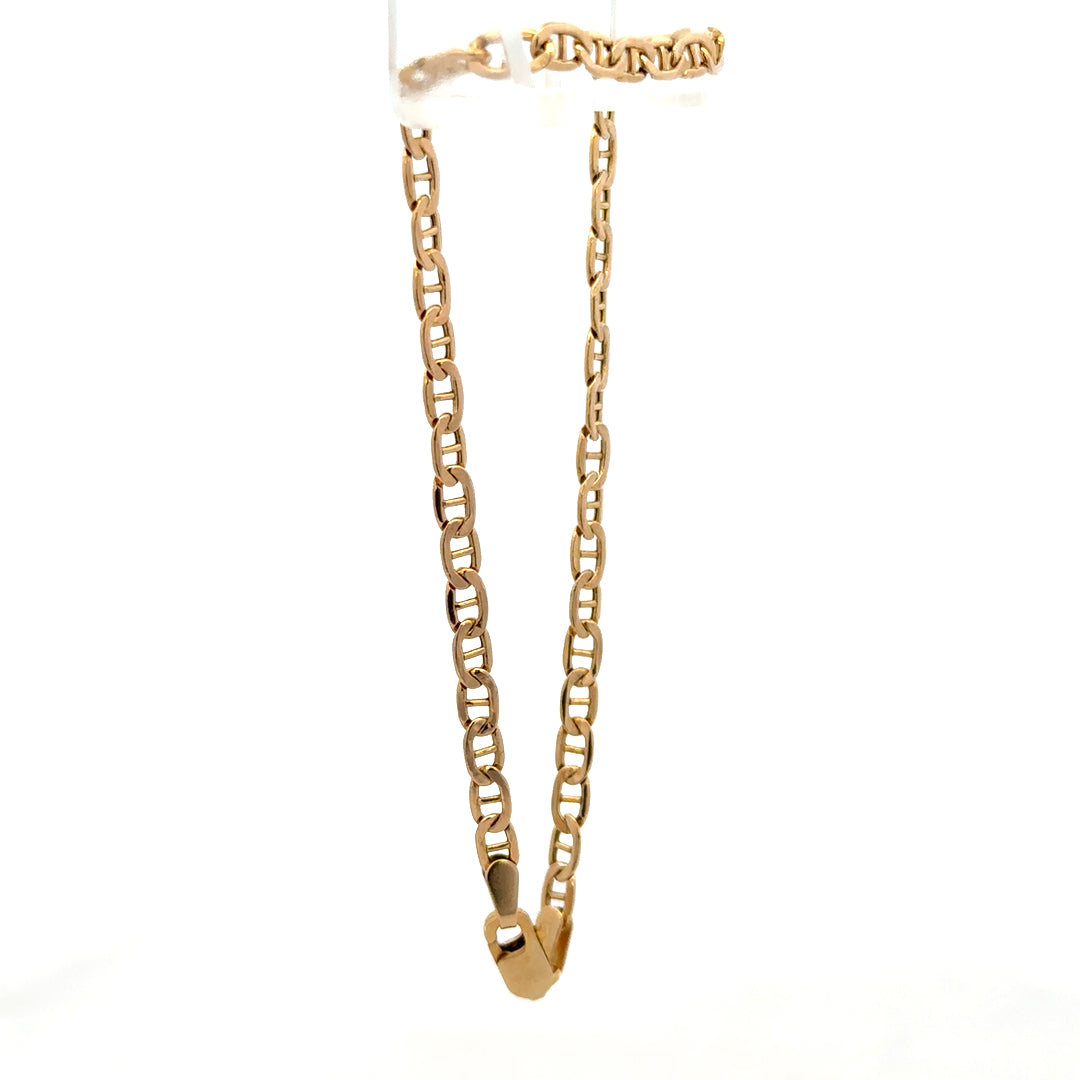 9ct yellow gold bracelet weighing 1.9g with a delicate chain and clasp, crafted by Reeves and Sons.