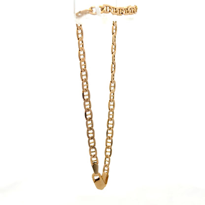 9ct yellow gold bracelet weighing 1.9g with a delicate chain and clasp, crafted by Reeves and Sons.