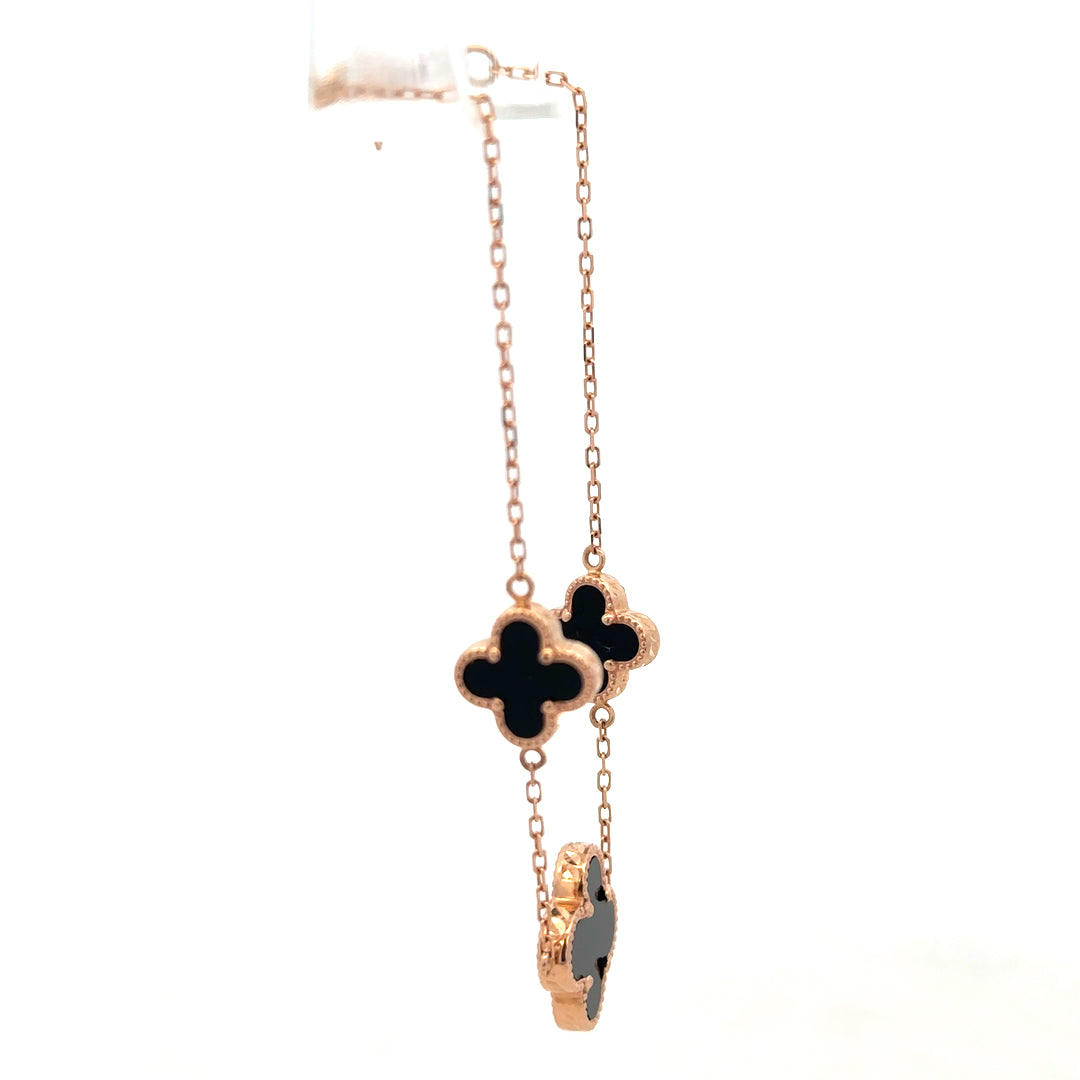 14ct gold bracelet weighing 3.4g from Reeves and Sons, featuring a delicate chain and elegant design.