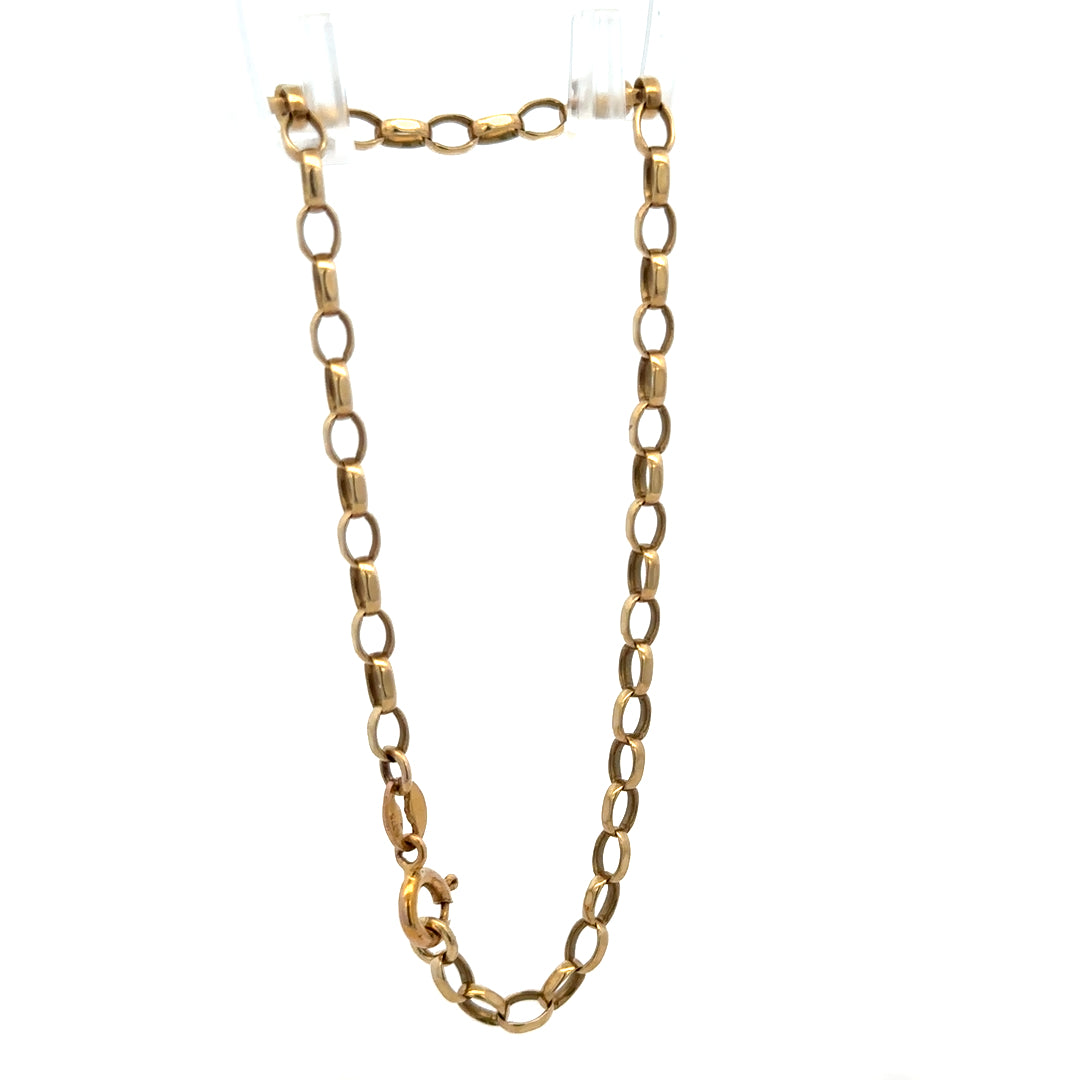9ct yellow gold belcher bracelet weighing 3g by Reeves and Sons, featuring interlinked gold chain links.