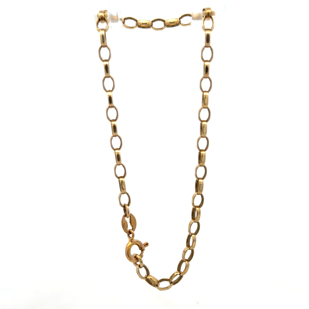 9ct yellow gold belcher bracelet weighing 3g with linked chain design, crafted by Reeves and Sons.