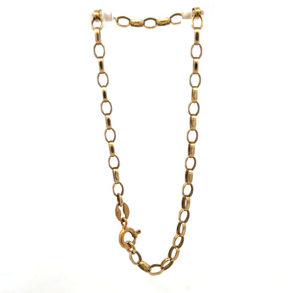 9ct yellow gold belcher bracelet weighing 3g with linked chain design, crafted by Reeves and Sons.