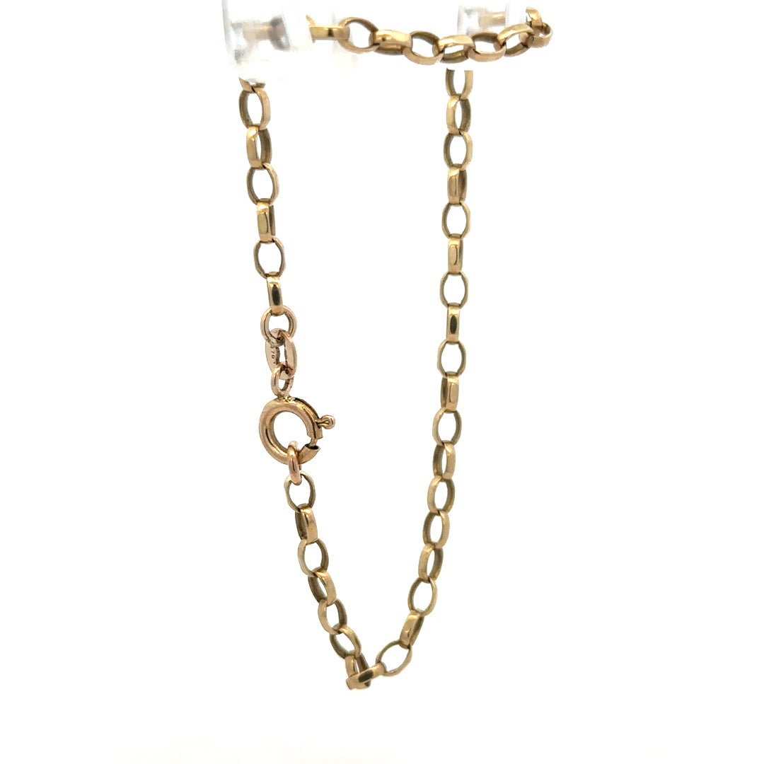 9ct yellow gold belcher bracelet weighing 3.1g, featuring a classic chain design, from Reeves and Sons.