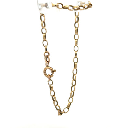 9ct yellow gold belcher bracelet weighing 3.1g, featuring a classic chain design, from Reeves and Sons.