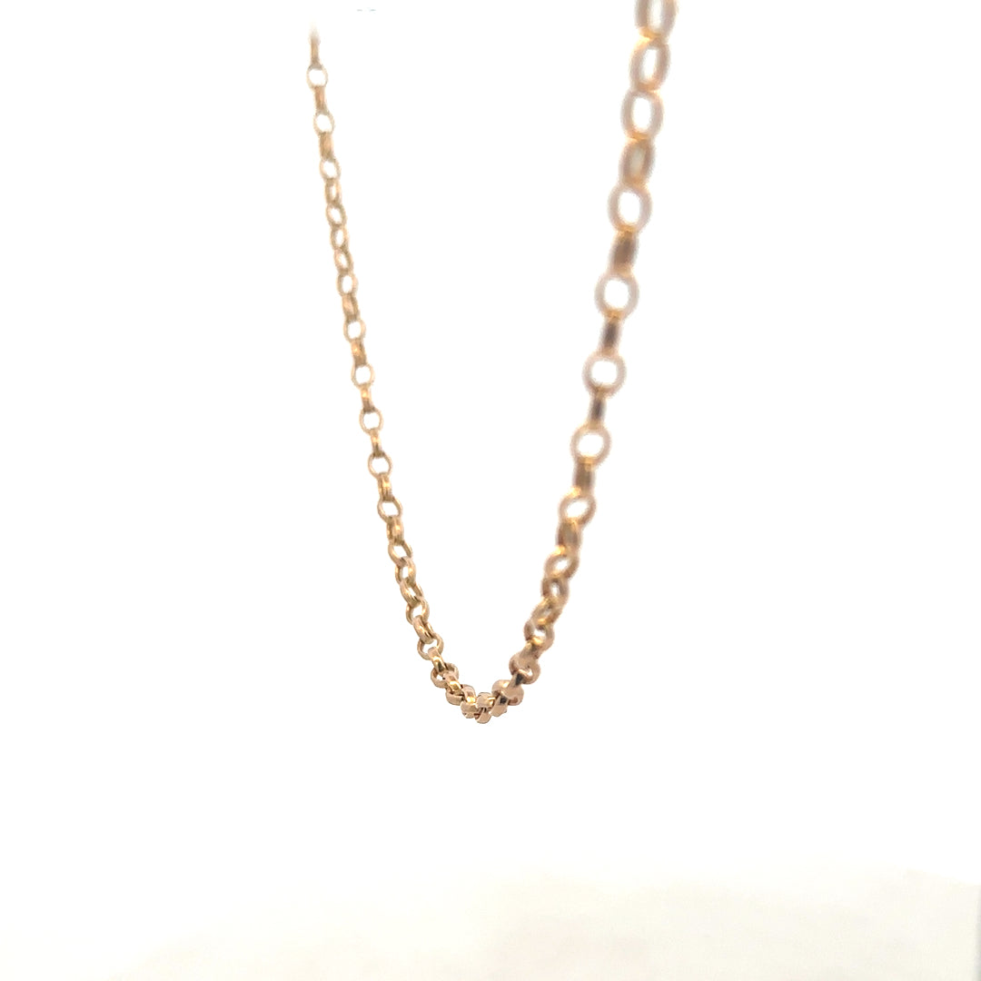 9ct yellow gold belcher chain weighing 11.1g with a classic link design, crafted by Reeves and Sons.