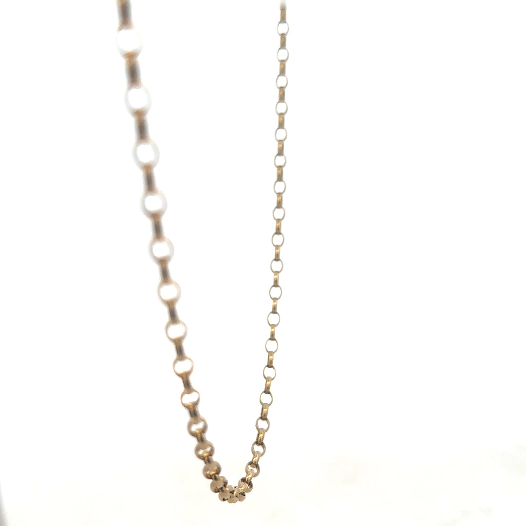 9ct yellow gold belcher chain weighing 10.2g, featuring classic linked design, from Reeves and Sons.