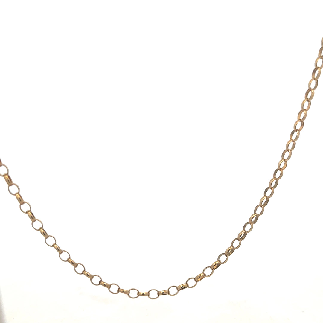 9ct yellow gold belcher chain weighing 10.2g with a classic link design, crafted by Reeves and Sons.