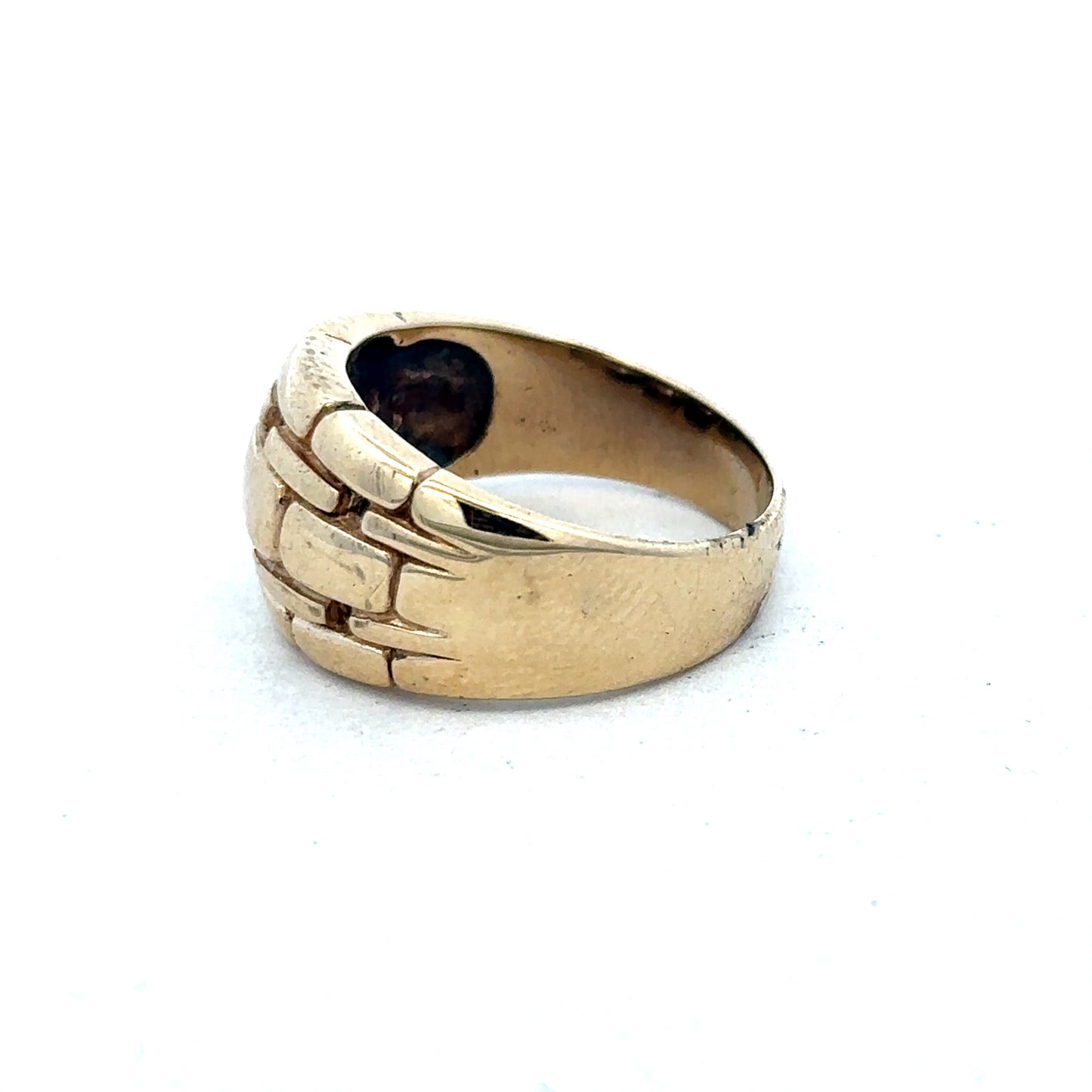 9ct yellow gold ring size Q1/2 (sh26908b)