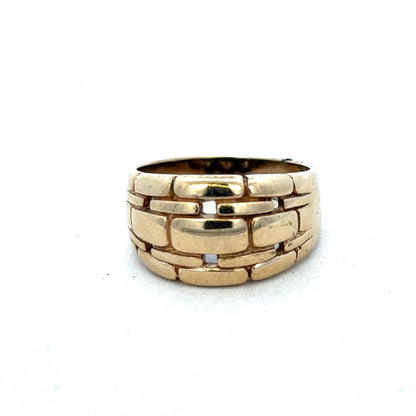 9ct yellow gold ring size Q1/2 (sh26908b)