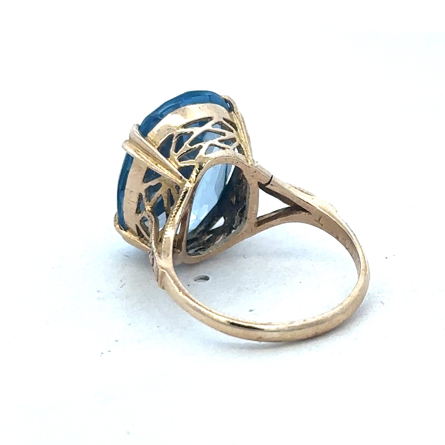 9ct yellow gold ring sh26860b