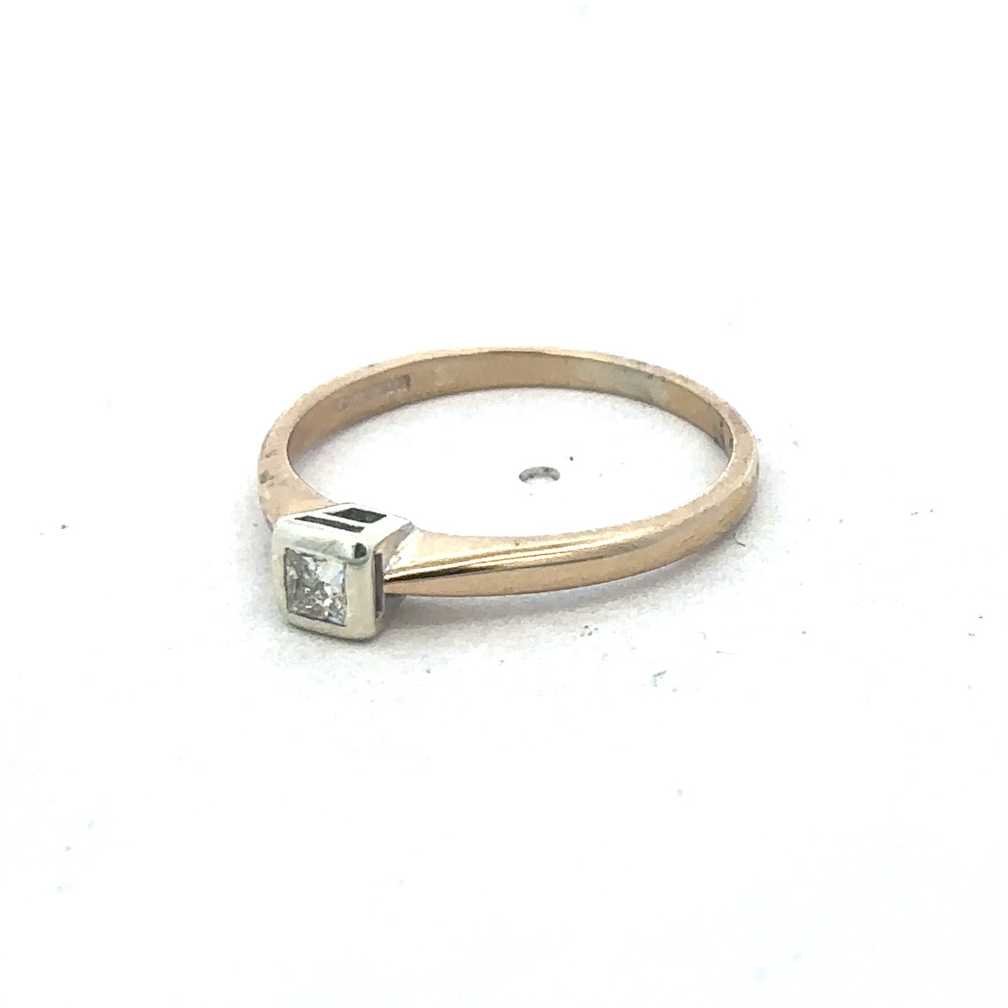 9ct yellow gold diamond ring sh24868l