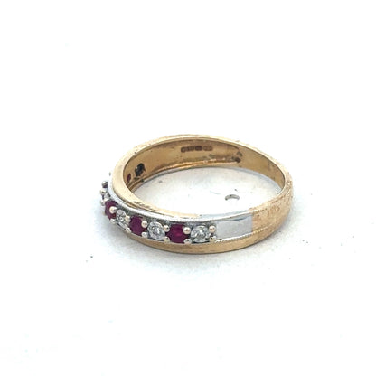 9ct yellow gold ruby and diamond ring sh25195l