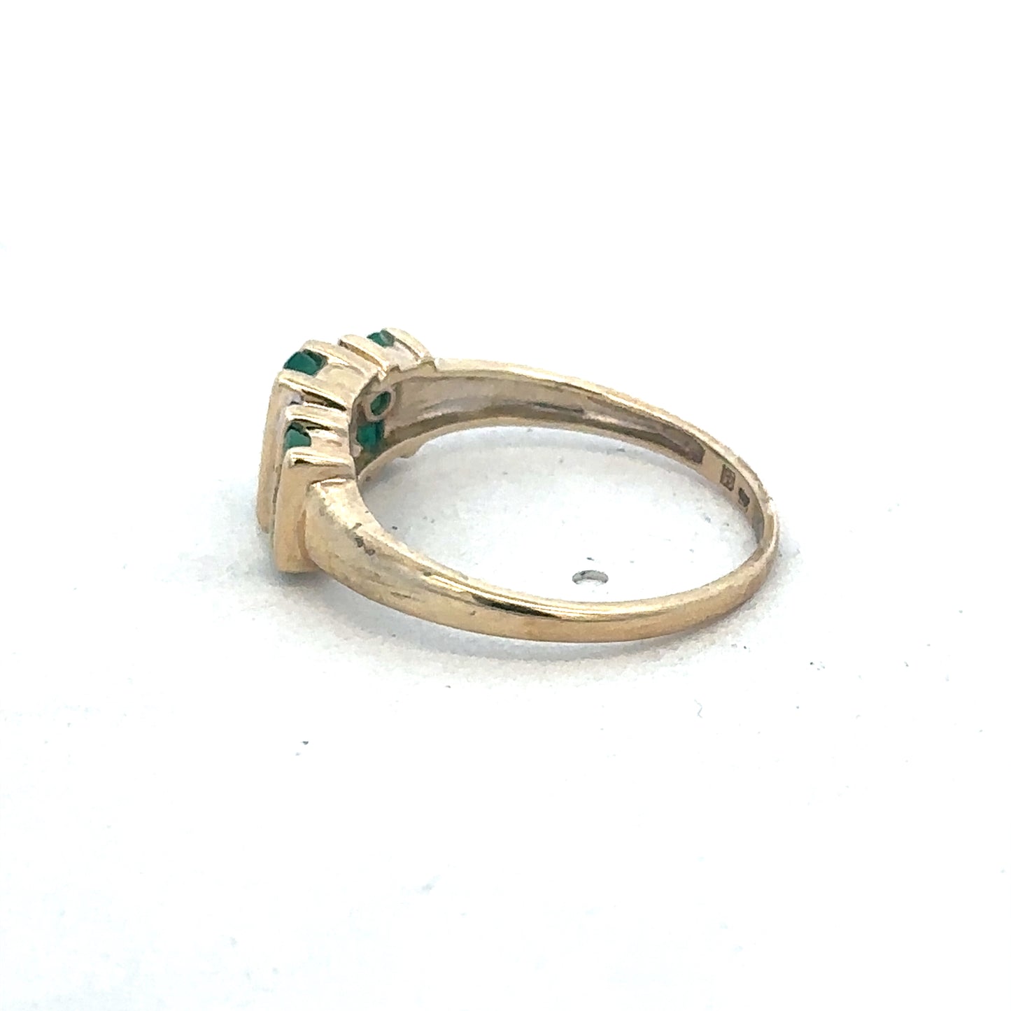 9ct yellow gold Emerald and diamond ring sh26971b