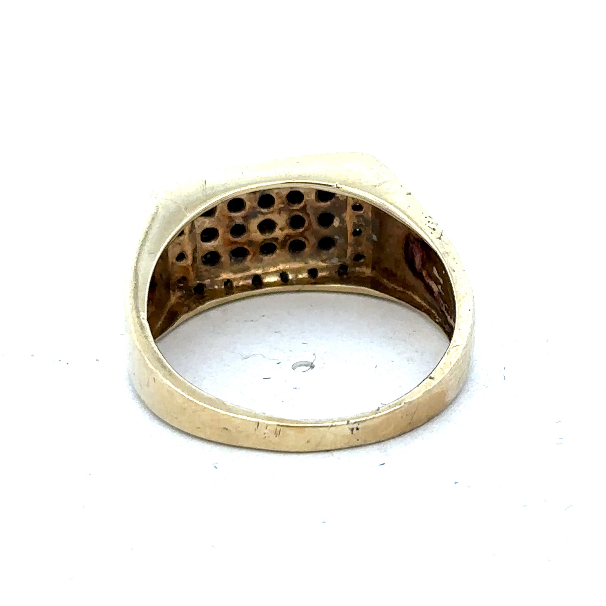 9ct yellow gold diamond ring in size U with intricate design, crafted by Reeves and Sons.
