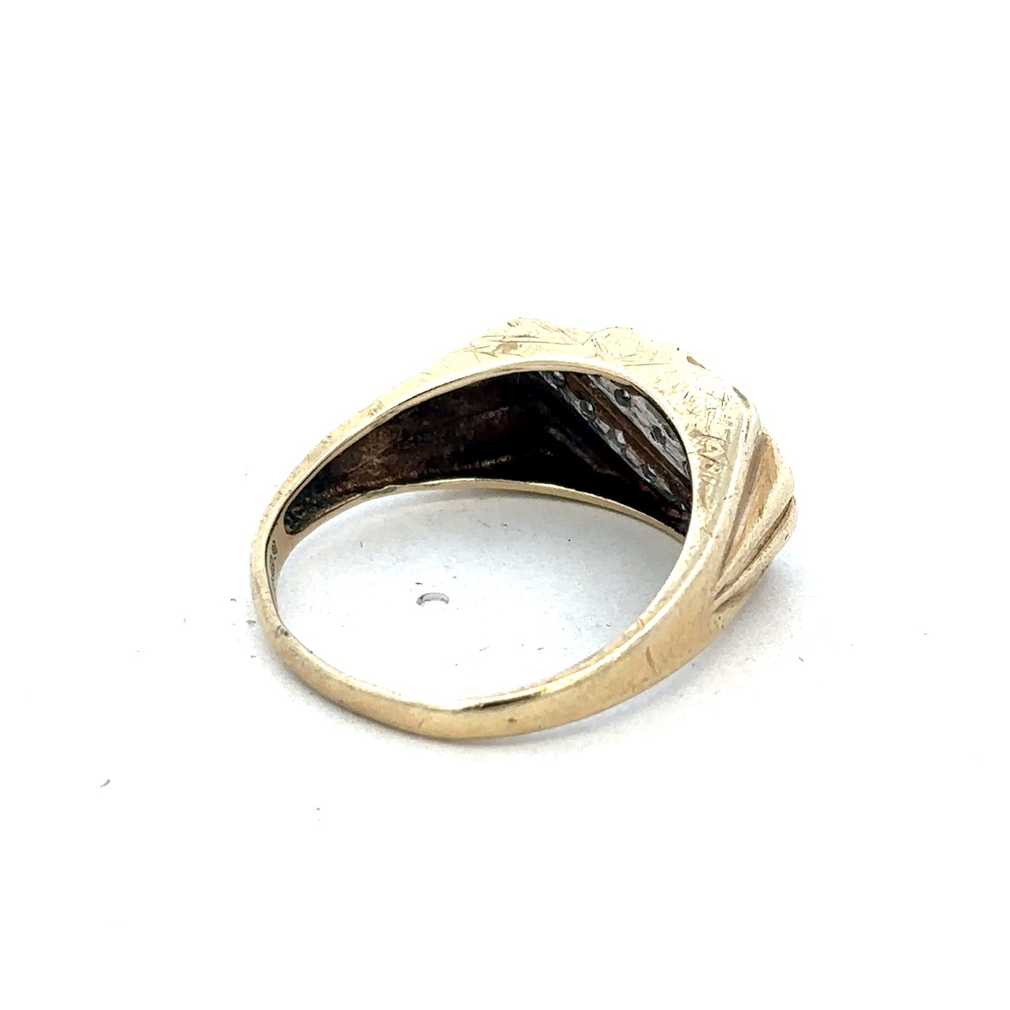 9ct yellow gold diamond ring by Reeves and Sons with sparkling diamonds, elegant and finely crafted jewelry.
